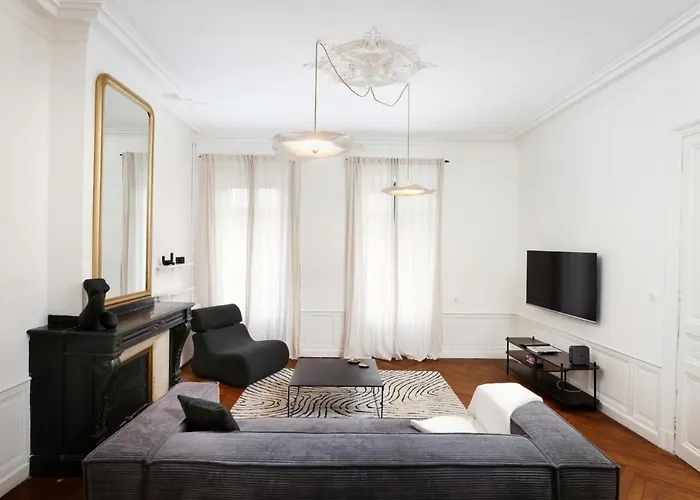 La Pittoresque 1 * Carcassonne