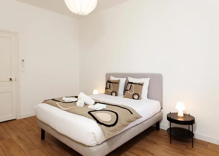 La Pittoresque 1 Apartment